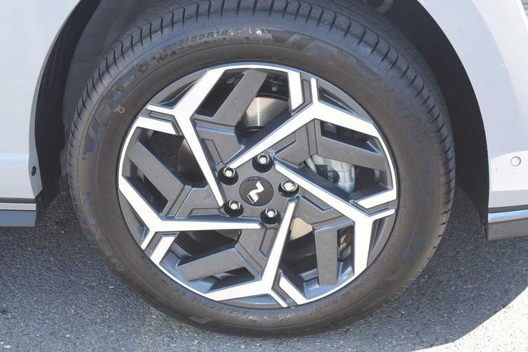 Used Hyundai KONA GV26XRS 5