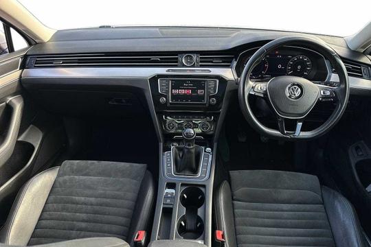 Volkswagen Passat Photo modix-09e944f9b9c7072c96c9c60c89da99ddf336a84b.jpg