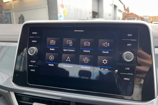 Volkswagen T-roc Photo modix-0abccda0d0e6b8f805075c4954958f8d783bfa5a.jpg