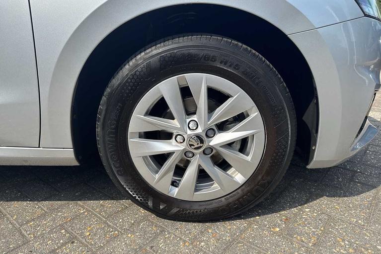 Used Skoda Fabia WU23UUM 5
