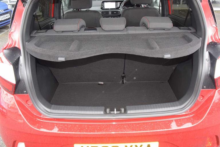 Used Hyundai i10 WR23XXA 16