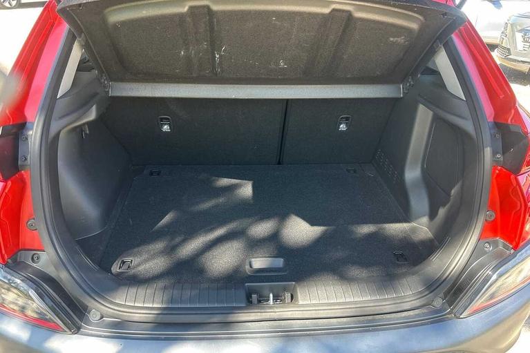 Used Hyundai KONA CU22XZF 18
