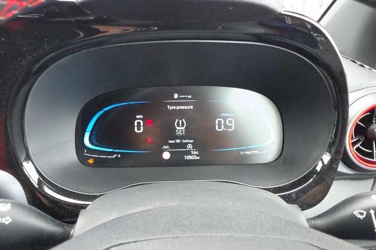 Used Hyundai i10 WM74CDV 11