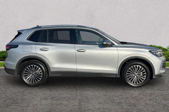 Volkswagen Tiguan Photo modix-0e2040512b9097f6cb1df0cc79333756490cddbc.jpg