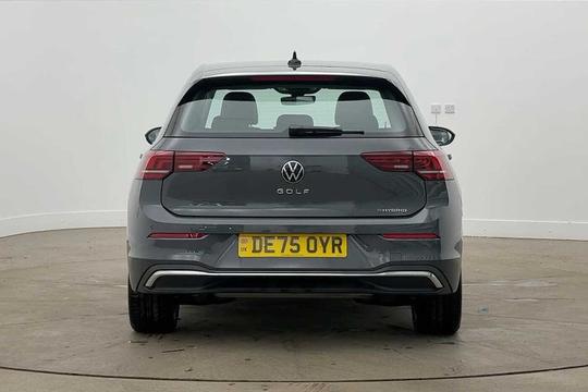 Volkswagen Golf Photo modix-0f7fcc9dc23f7a7b3841d3c898367370e5c77780.jpg