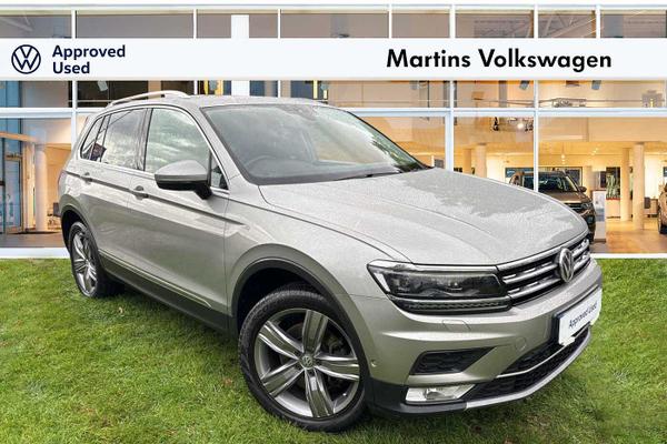 Used 2016 Volkswagen Tiguan 2.0 TSI 180PS SEL 4Motion DSG **KEYLESS ENTRY+TAILGATE*DCC*AREA VIEW** at Martins Group