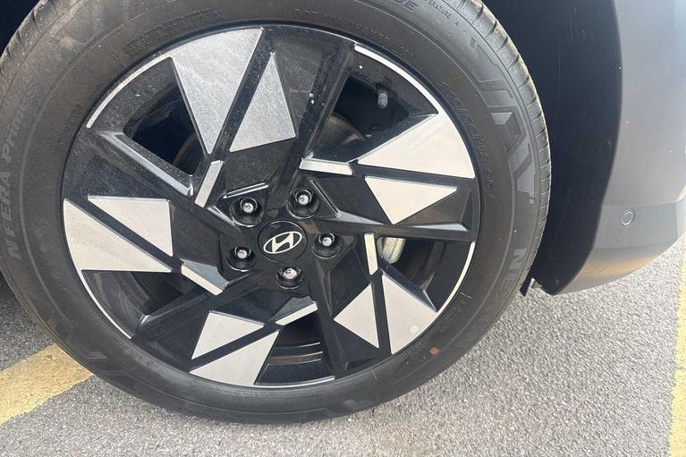 Used Hyundai KONA WR26OSD 10