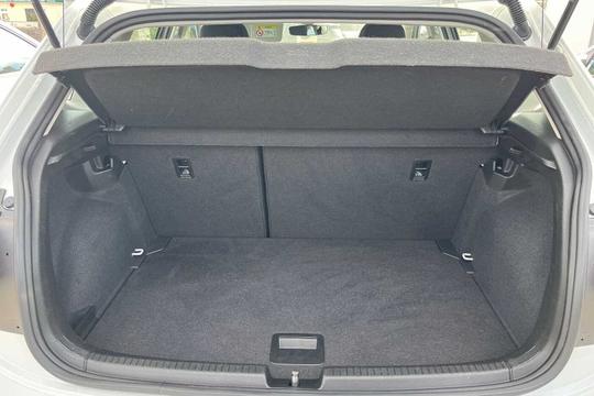 Volkswagen Polo Photo modix-12304e91556d575e75ddf1b8507495642fff0a04.jpg