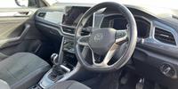 Volkswagen T-roc Photo 5