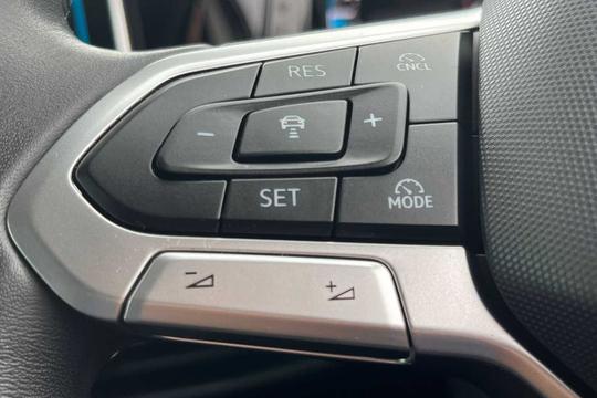 Volkswagen Golf Photo modix-1321efe5643e12b8ba6b4ec41009cb4988e84f55.jpg