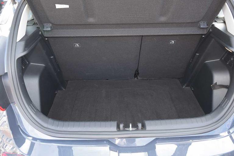 Used Hyundai i20 EK25UXN 15