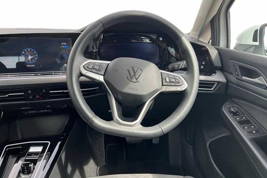 Volkswagen Golf Photo modix-13d0abf53e6446f4b591ab7bff2f91e76233fbca.jpg
