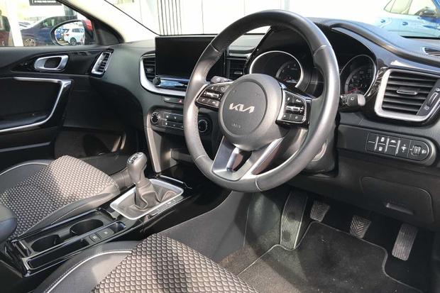 Used Kia Xceed Hatchback CU71OBJ 6