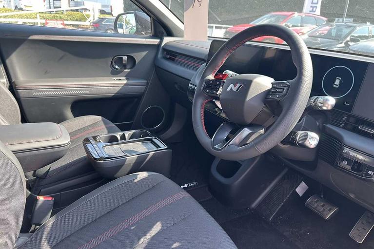 Used Hyundai IONIQ 5 WU26JYR 24