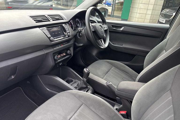 Used Skoda Fabia VU20HYF 2