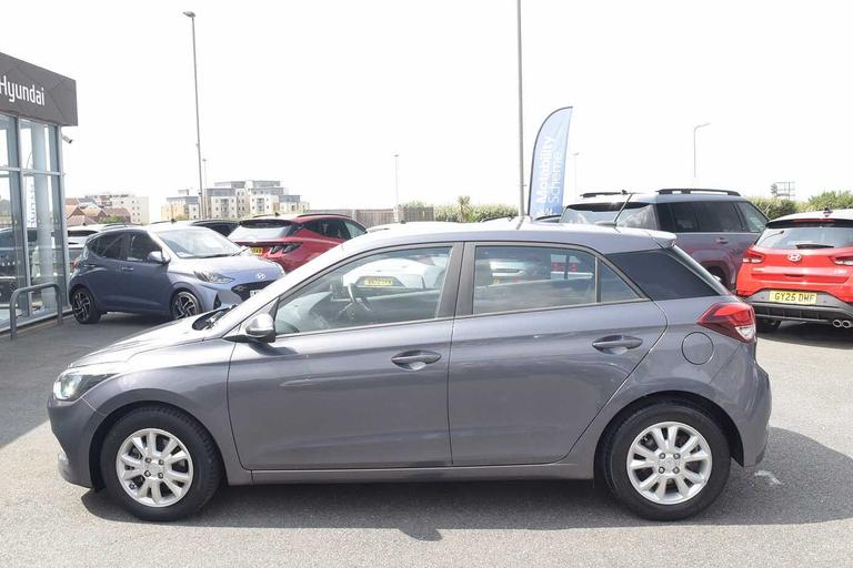 Used Hyundai i20 GX18OPC 10