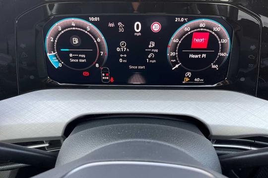 Volkswagen Golf Photo modix-16a82a5a5f26c56471ad8c9ab2c97ca359e6ce32.jpg