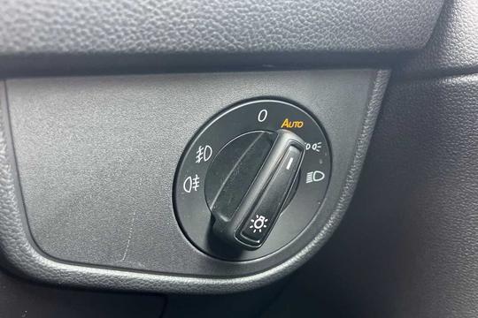 Volkswagen Polo Photo modix-16c1bfc13970f6d6ba5d0548114c4456c5f5fdcd.jpg