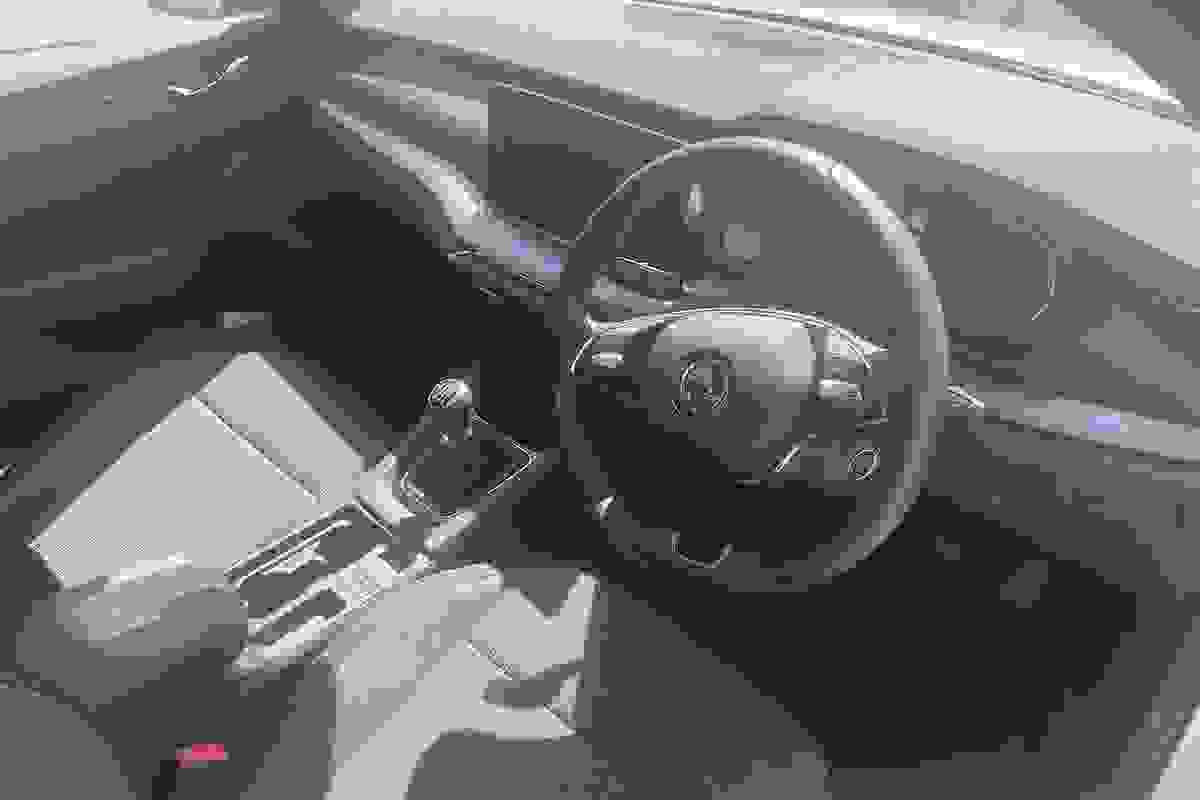 Skoda Octavia Hatchback Photo modix-1728f76c0d6cb43e51be59136c59c48c6047f7e7.jpg