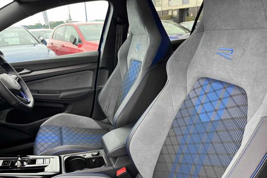 Volkswagen Golf Photo modix-182e6015983e1b60475e08d220b54cf4f60782c7.jpg