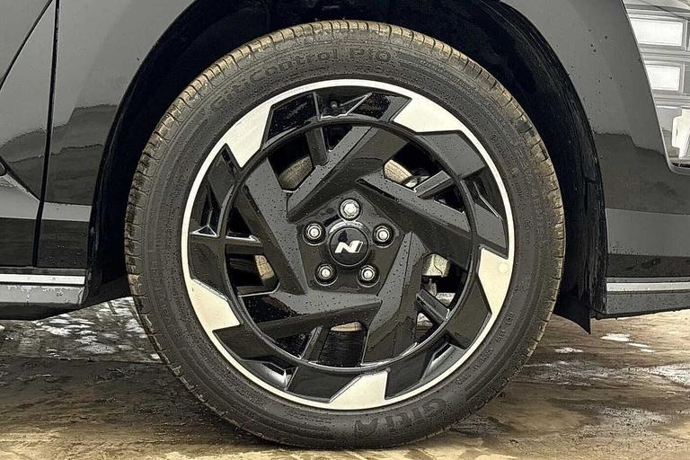 Used Hyundai KONA EK25USF 9