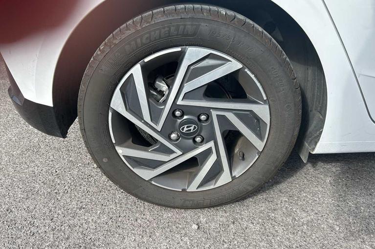 Used Hyundai i20 WR75HMK 5
