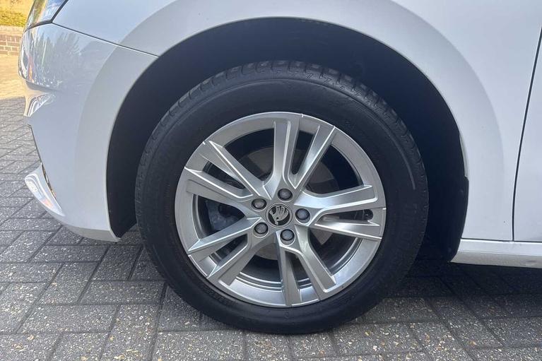 Used Skoda Fabia FG74LXM 5