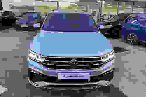 Volkswagen Tiguan Diesel Estate Photo modix-1bf2f752029e43aa1c929b6e1140cd307d9d42b8.jpg
