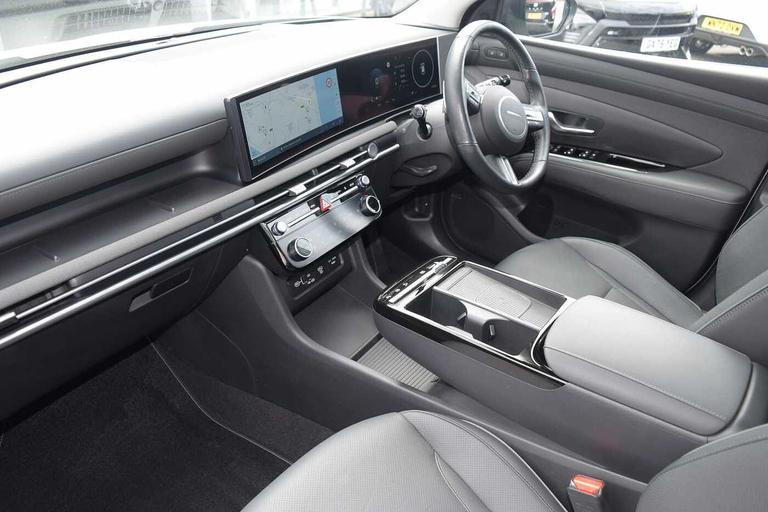 Used Hyundai TUCSON GY24YLV 12