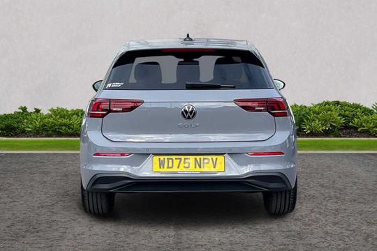 Volkswagen Golf Photo modix-1e5b4efdef6285297bce065f7547625abb75f93b.jpg