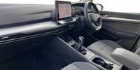 Volkswagen Golf Photo 1
