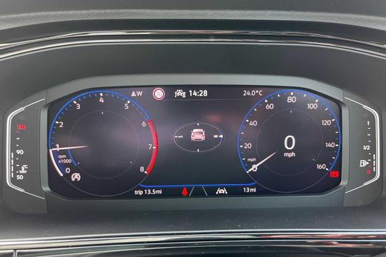 Volkswagen T-roc Photo modix-21029ef21789d3bf96e9e8f59dc37a54da7b57a0.jpg