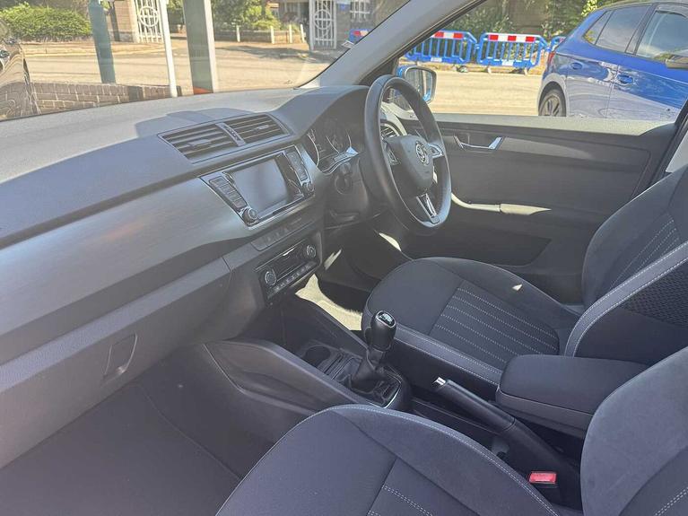 Used Skoda Fabia WV68KSX 2