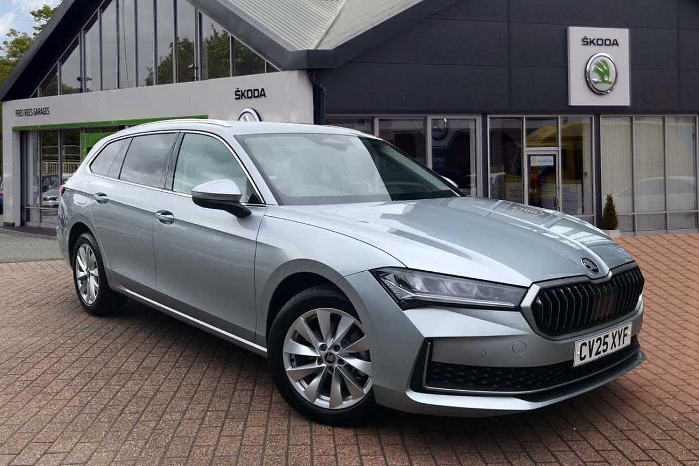 2025 SKODA SUPERB