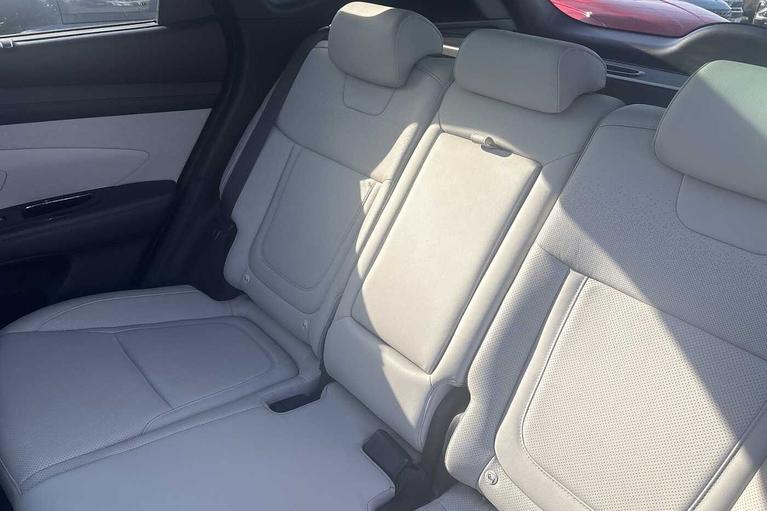 Used Hyundai TUCSON GF74WJA 8