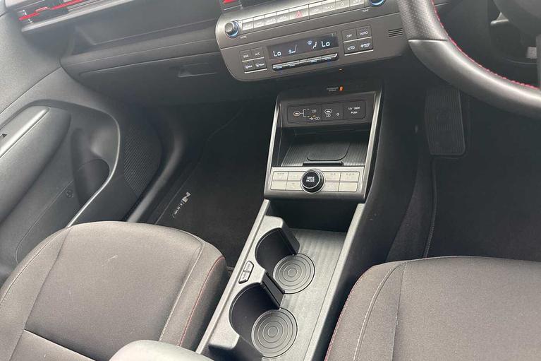 Used Hyundai KONA WR73AYB 8