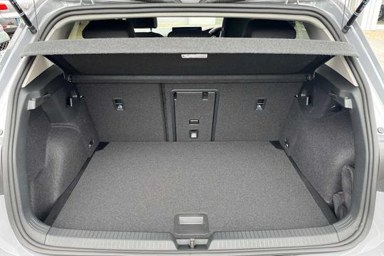Volkswagen Golf Photo modix-23f701b34d38c82709b4fb0b9cd690afc853c43b.jpg