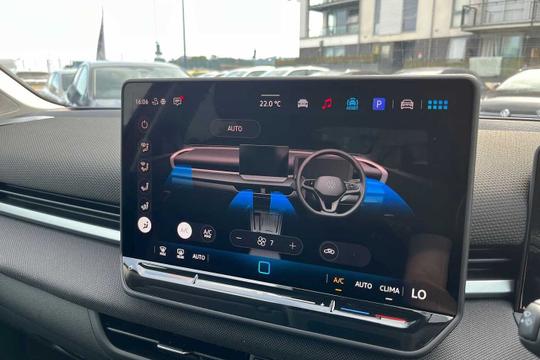 Volkswagen T-roc Photo modix-2415cf3af6889e9ded8ba16fb2c94704d22907bb.jpg