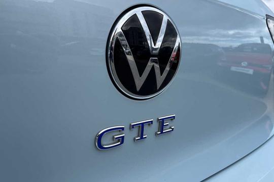 Volkswagen Golf Photo modix-25ac2b2f1fa603bfcbc88ed8b7589f5120ebe5b8.jpg