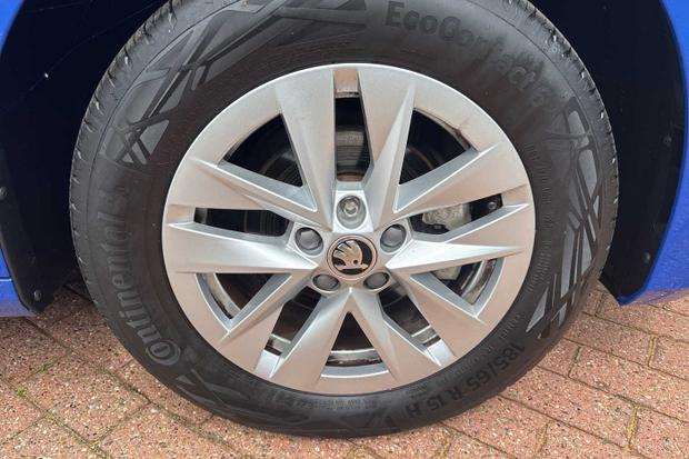Used Skoda Fabia CU74RYW 5