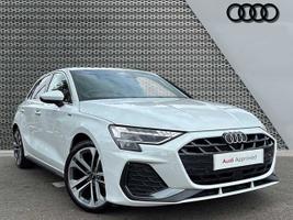 Used 2025 Audi A3 Sportback S line TFSI  116 PS S tronic Glacier white, metallic
