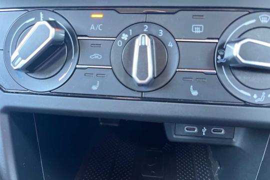 Volkswagen POLO Photo modix-2659064fed5fc727ff9002ca2f4776fff2269eda.jpg