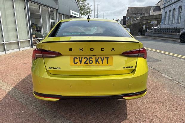 Used Skoda Octavia CV26KYT 8