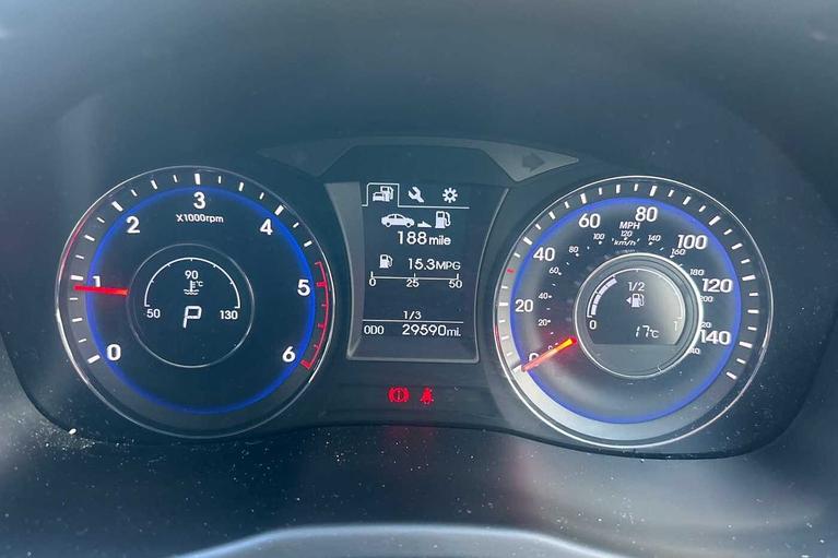 Used Hyundai i40 WV68NBB 17