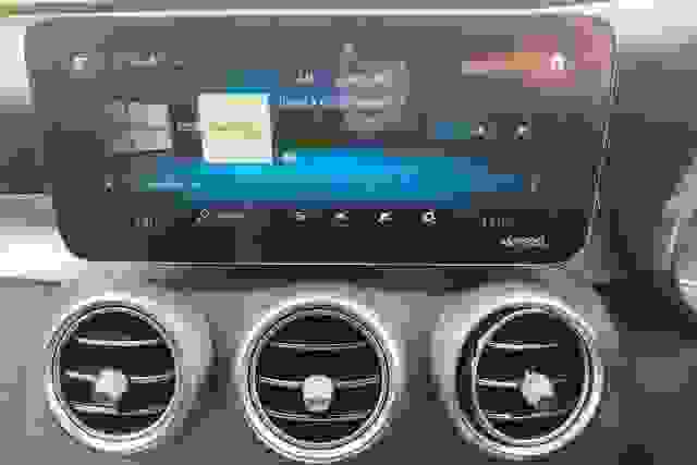 Mercedes-Benz GLC-Class Photo modix-28e2981345b760784c7f71ea31ccb17c3d0d02ee.jpg