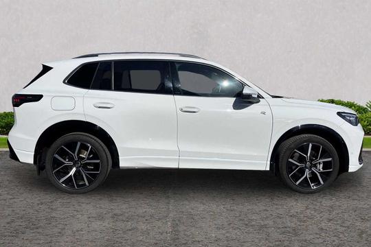 Volkswagen Tiguan Photo modix-2ade1dd7e51f46db28e7add21016905893aa887f.jpg