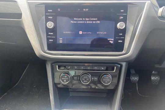 Volkswagen Tiguan Photo modix-2c1904a1c8b25df54aa90db8b91ea8ad37f52614.jpg