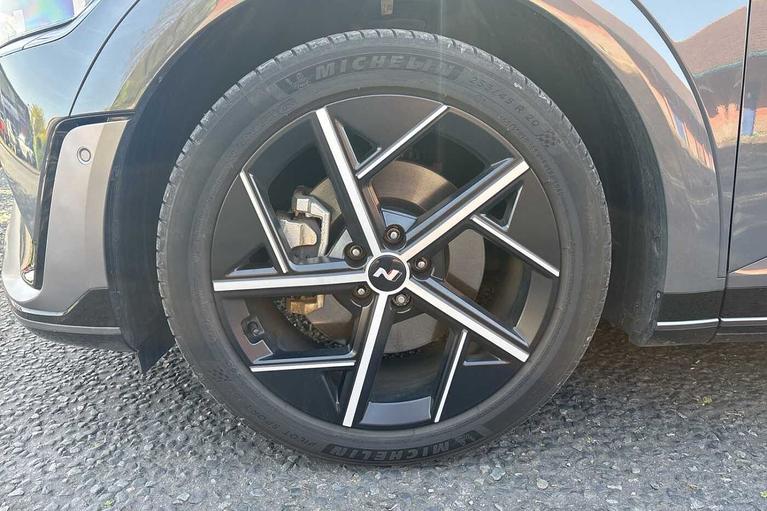 Used Hyundai IONIQ 5 WU75KCG 5