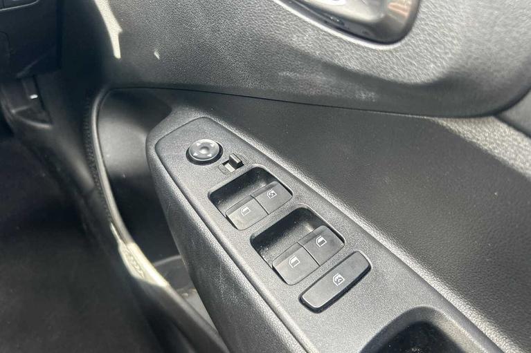 Used Hyundai i10 FMZ8814 13