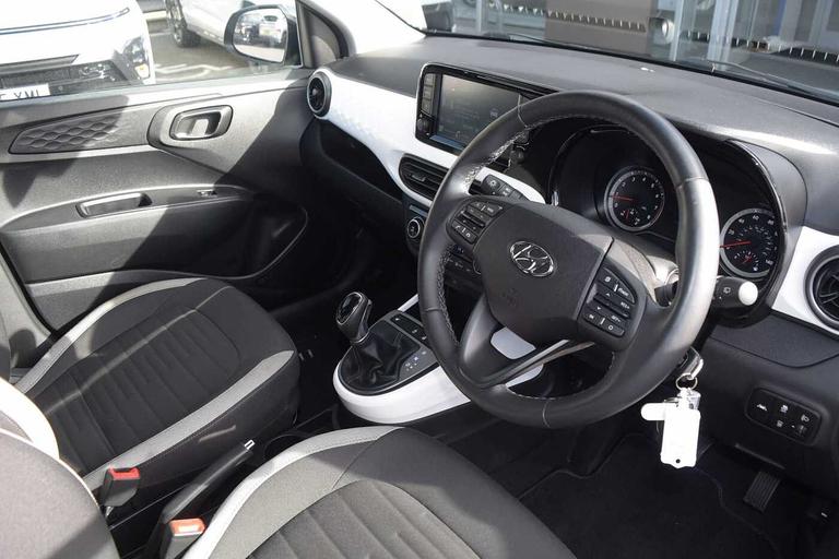 Used Hyundai i10 GY72FUA 16